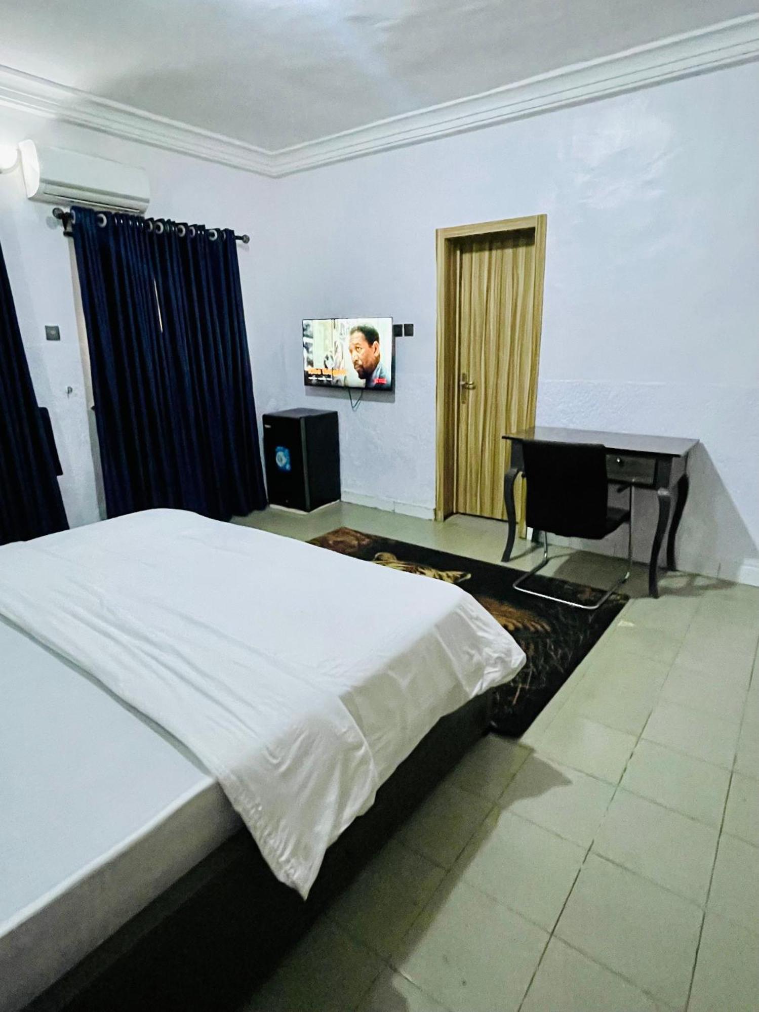 Weena Hotel & Resort Lagos Ngoại thất bức ảnh